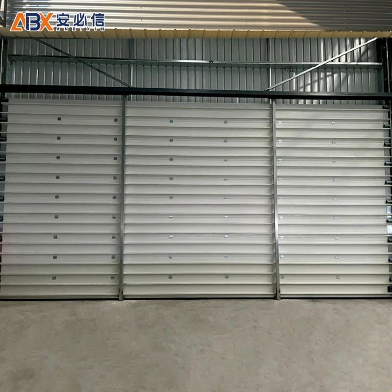 泰安翻板滑升门